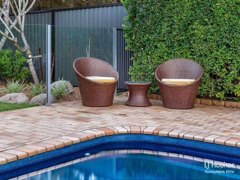 14 Cleveland Place, Stretton QLD 4116