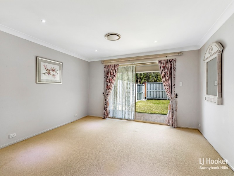 16 Juniper Circuit, Stretton QLD 4116