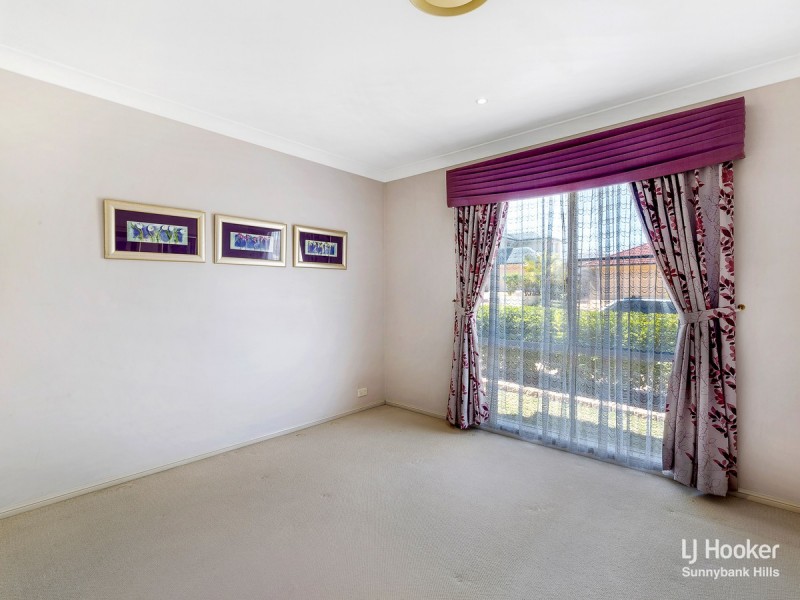 16 Juniper Circuit, Stretton QLD 4116