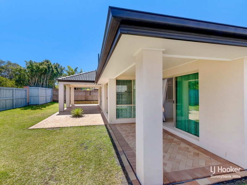 16 Juniper Circuit, Stretton QLD 4116