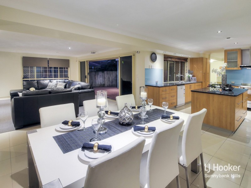 24 Corypha Crescent, Calamvale QLD 4116