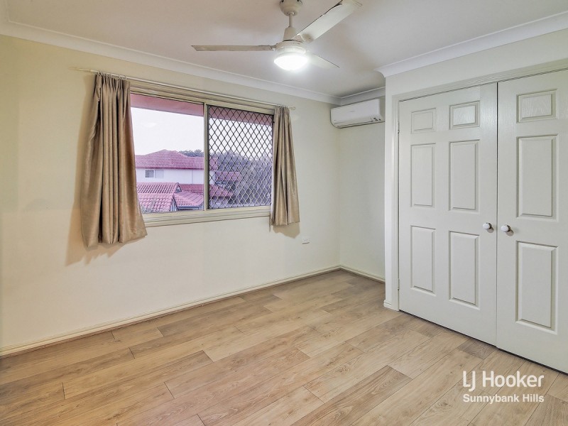 24 Corypha Crescent, Calamvale QLD 4116