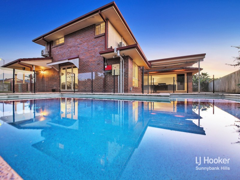 24 Corypha Crescent, Calamvale QLD 4116