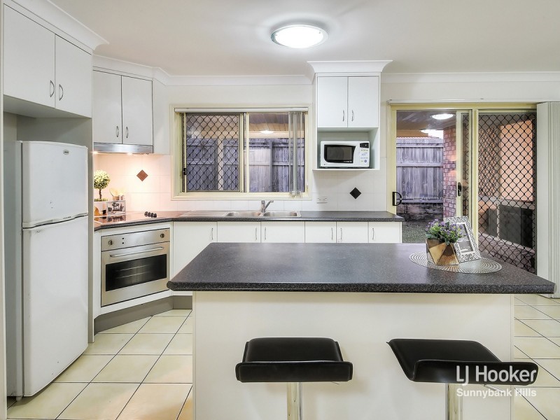 17 Frances Place, Calamvale QLD 4116