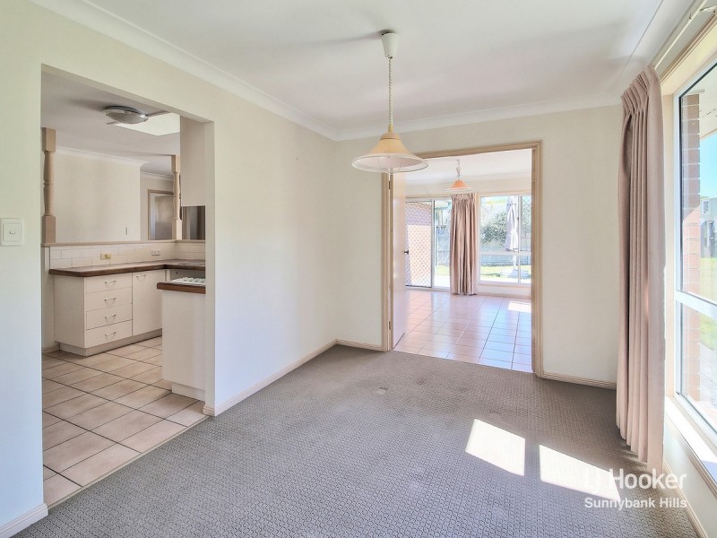 15 Golden Avenue, Calamvale QLD 4116