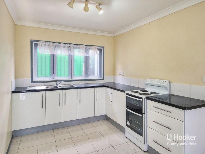 122a Thorn Street, Ipswich QLD 4305