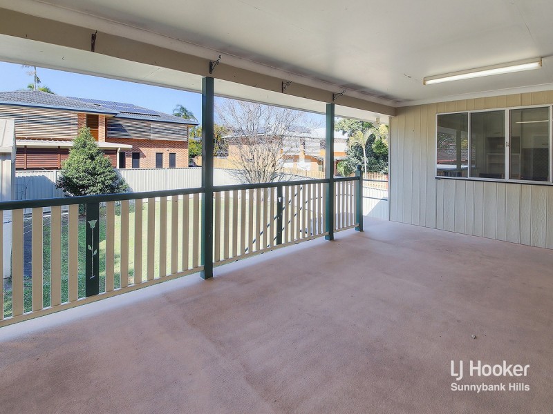 30 Leven Street, Coopers Plains QLD 4108