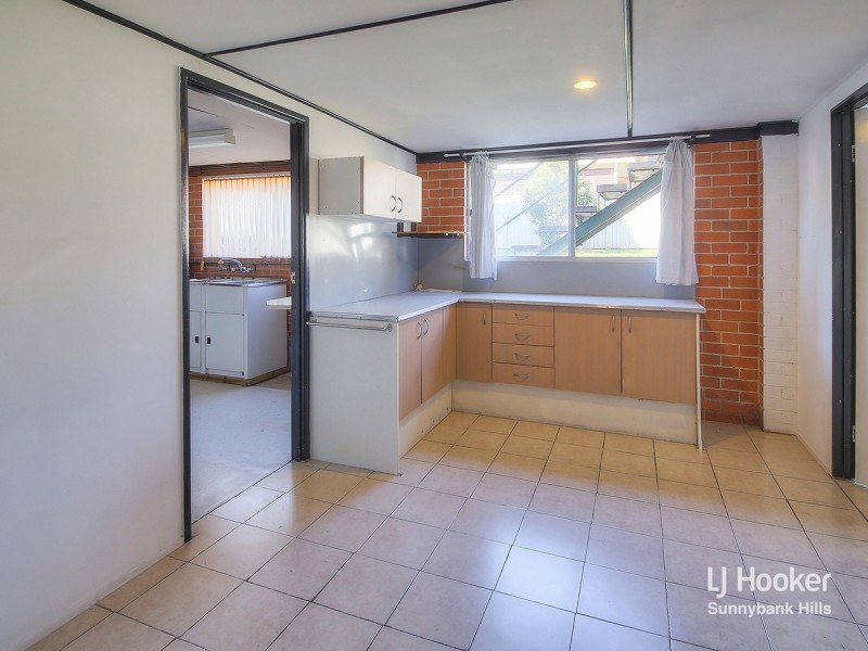 30 Leven Street, Coopers Plains QLD 4108