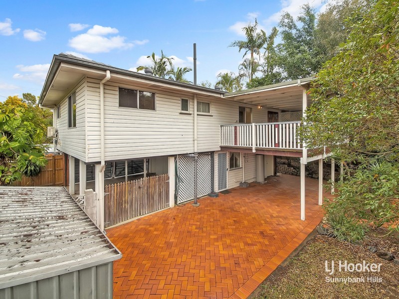 7 Hilary Street, Wishart QLD 4122