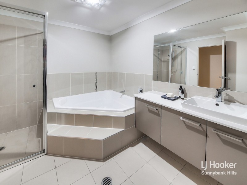 22 Willowleaf Close, Stretton QLD 4116