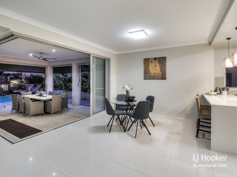 22 Willowleaf Close, Stretton QLD 4116