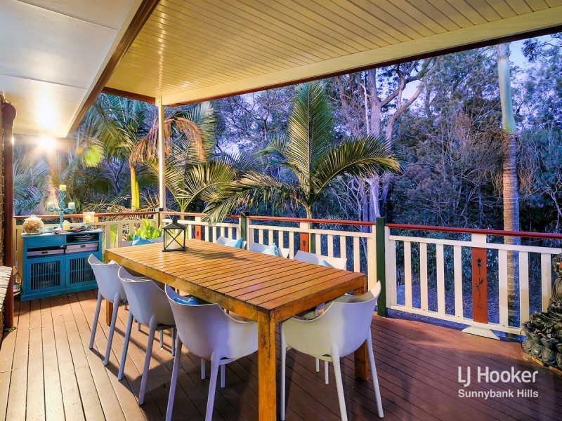 26 Poinciana Crescent, Stretton QLD 4116