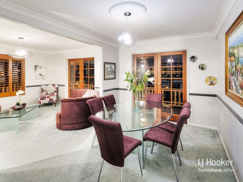 26 Poinciana Crescent, Stretton QLD 4116