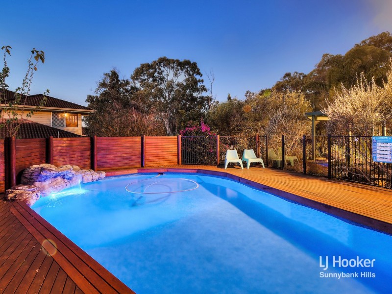 26 Poinciana Crescent, Stretton QLD 4116