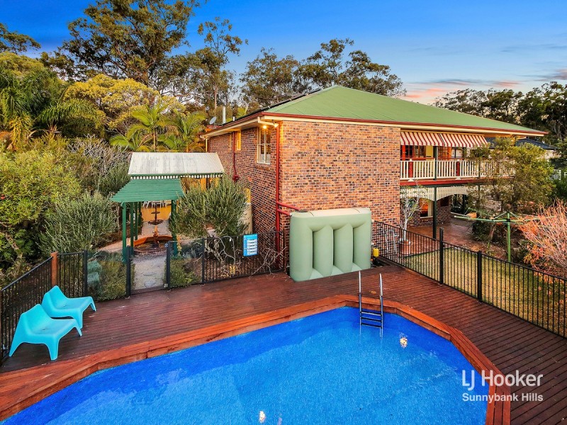 26 Poinciana Crescent, Stretton QLD 4116