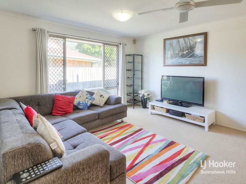 55 Chesterfield Crescent, Kuraby QLD 4112