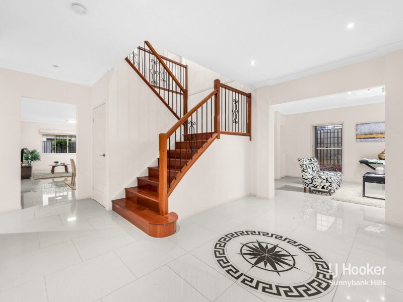 11 Ellendale Circuit, Eight Mile Plains QLD 4113