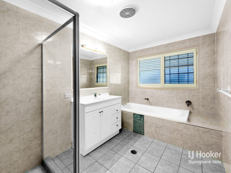 11 Ellendale Circuit, Eight Mile Plains QLD 4113