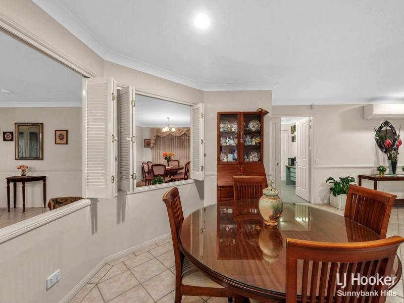 15 Coventry Place, Wishart QLD 4122