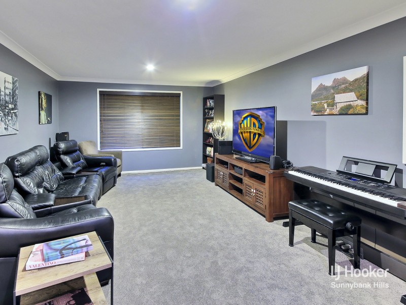 22 Pleasant Place, Wishart QLD 4122