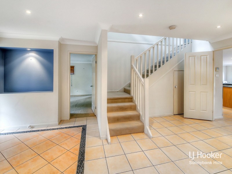 15 Imlay Place, Parkinson QLD 4115