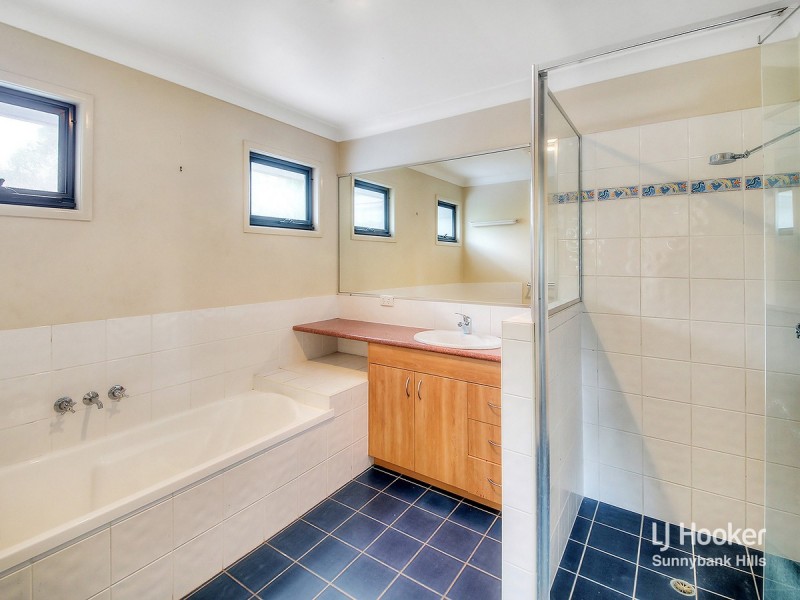 15 Imlay Place, Parkinson QLD 4115