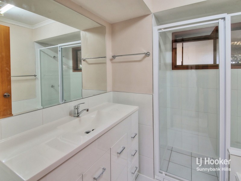 8 Wheatley Street, Sunnybank QLD 4109