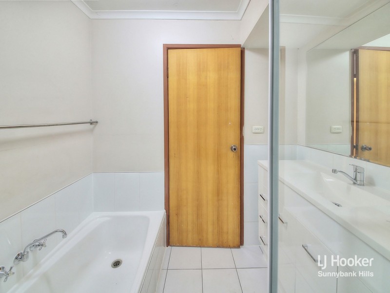 8 Wheatley Street, Sunnybank QLD 4109