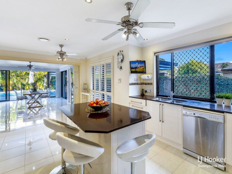 7 Amber Close, Eight Mile Plains QLD 4113