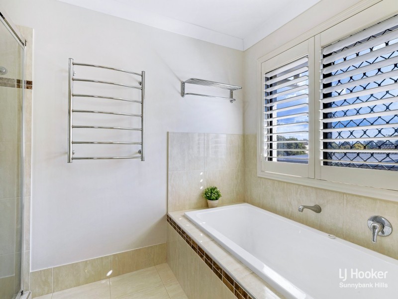 7 Amber Close, Eight Mile Plains QLD 4113