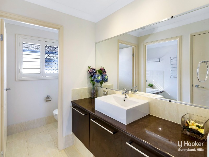 7 Amber Close, Eight Mile Plains QLD 4113