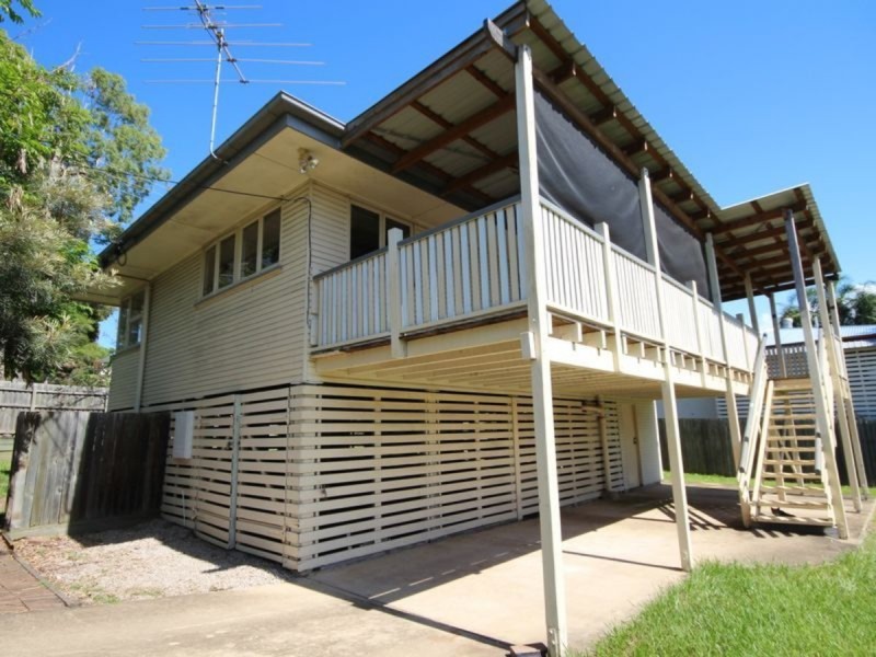 242 Troughton Road, Coopers Plains QLD 4108