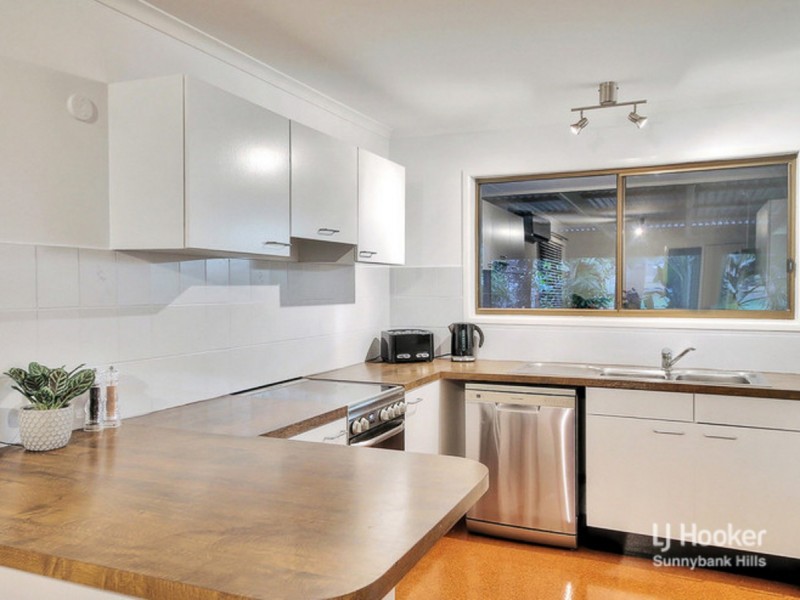 18 Cranfield Street, Sunnybank Hills QLD 4109