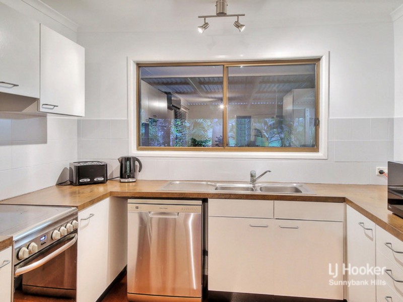 18 Cranfield Street, Sunnybank Hills QLD 4109