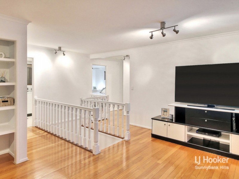 18 Cranfield Street, Sunnybank Hills QLD 4109