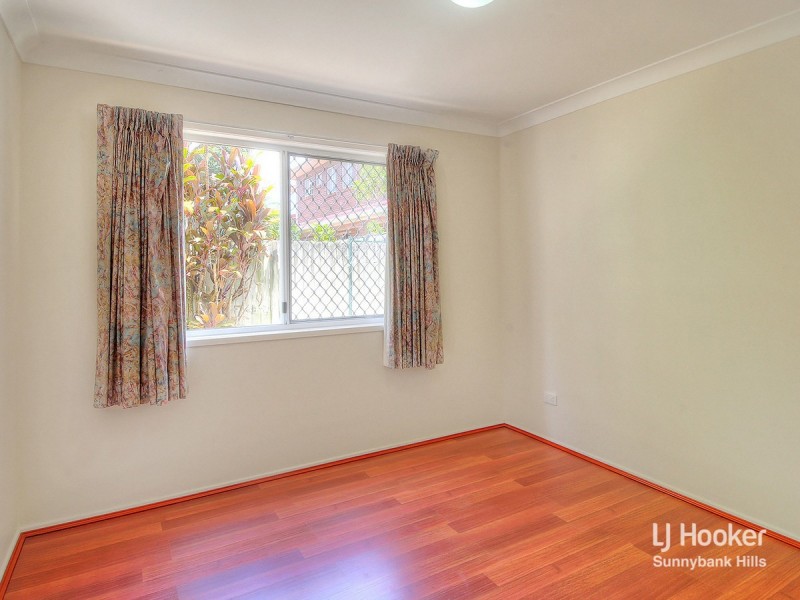 4 Eastcourt Lane, Sunnybank Hills QLD 4109