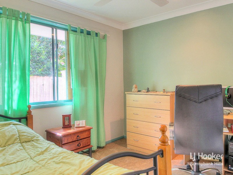 10 Spring Close, Calamvale QLD 4116