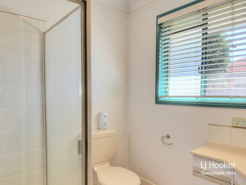 10 Spring Close, Calamvale QLD 4116