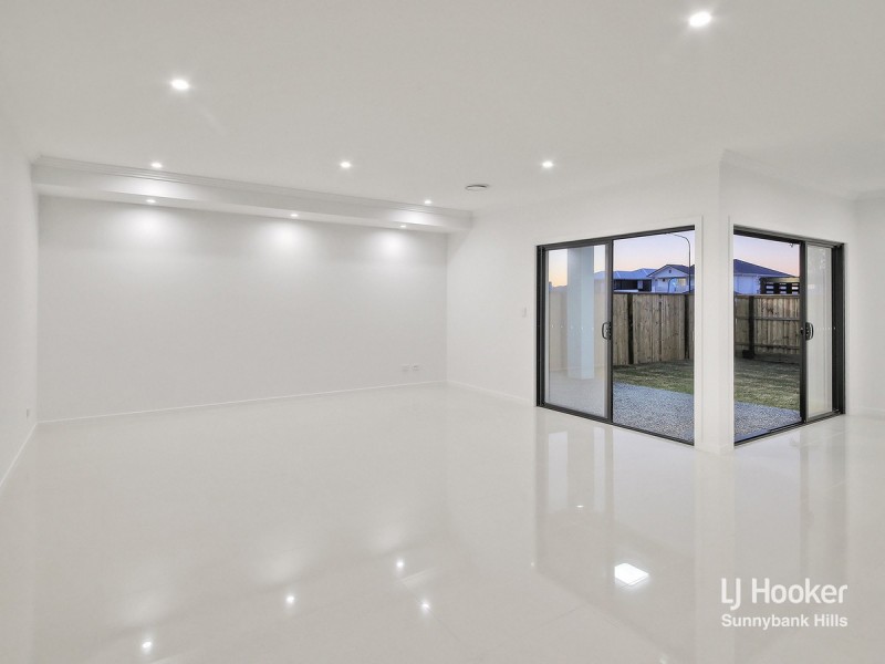 18 Ivory Crescent, Pallara QLD 4110