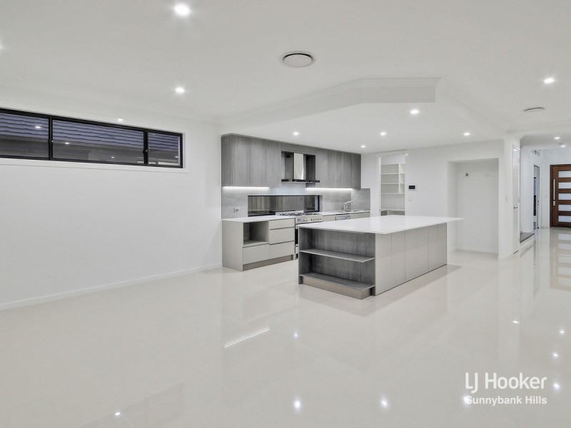 18 Ivory Crescent, Pallara QLD 4110