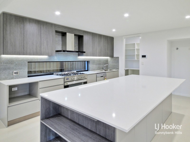 18 Ivory Crescent, Pallara QLD 4110