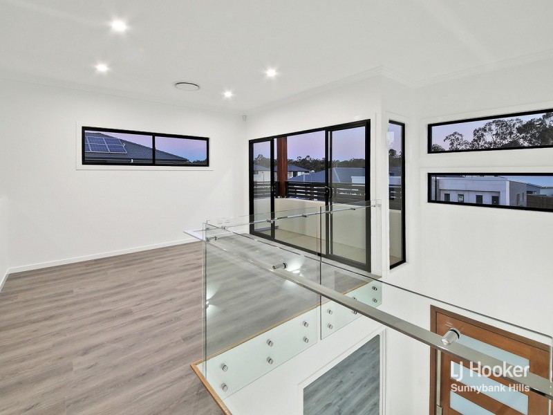 18 Ivory Crescent, Pallara QLD 4110