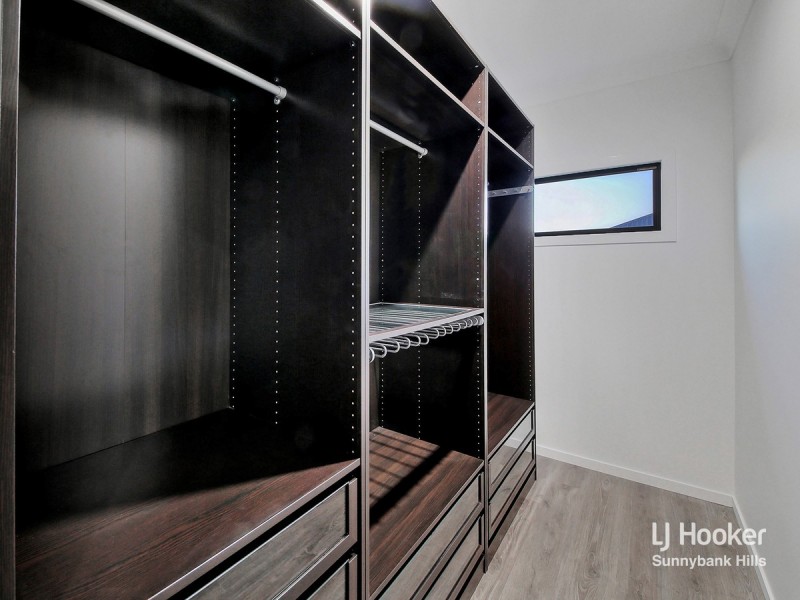 18 Ivory Crescent, Pallara QLD 4110