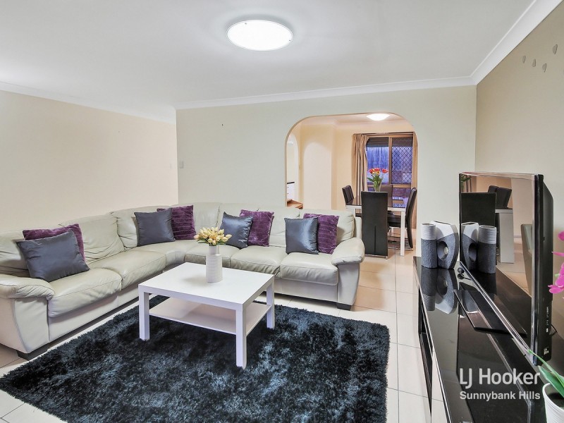 12 Bramwell Street, Eight Mile Plains QLD 4113