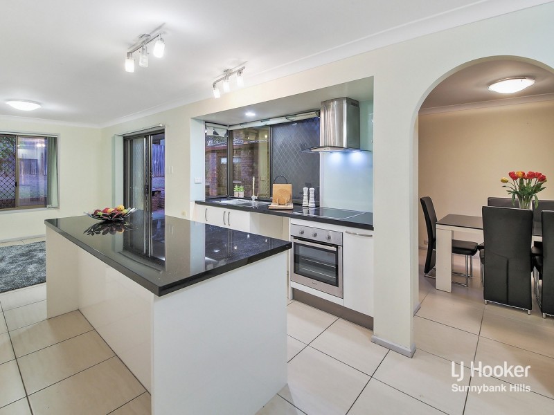 12 Bramwell Street, Eight Mile Plains QLD 4113
