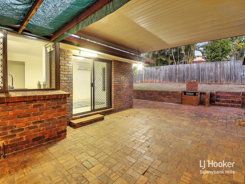 12 Bramwell Street, Eight Mile Plains QLD 4113