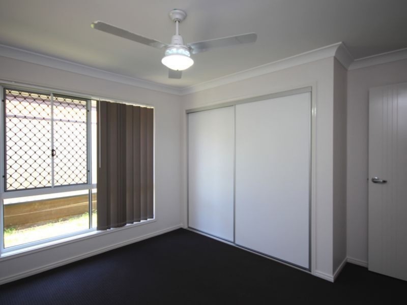 14 Bluegrass Court (off Tranquil, Hillcrest QLD 4118