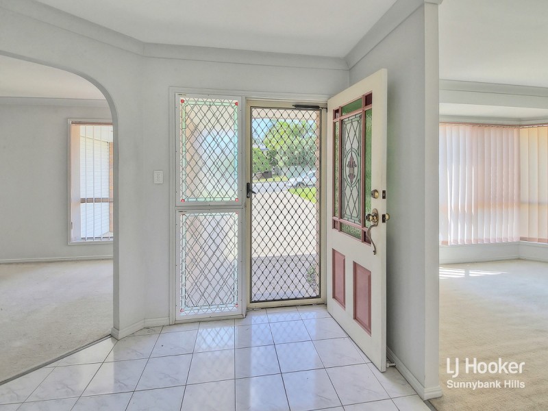 135 Kameruka Street, Calamvale QLD 4116