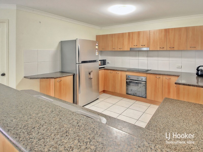 22 Lillydale Place, Calamvale QLD 4116