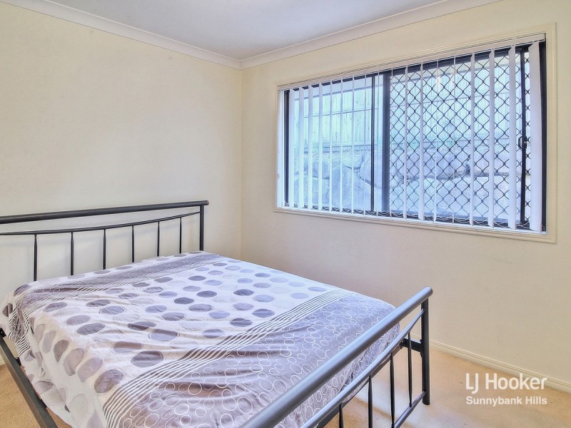 22 Lillydale Place, Calamvale QLD 4116